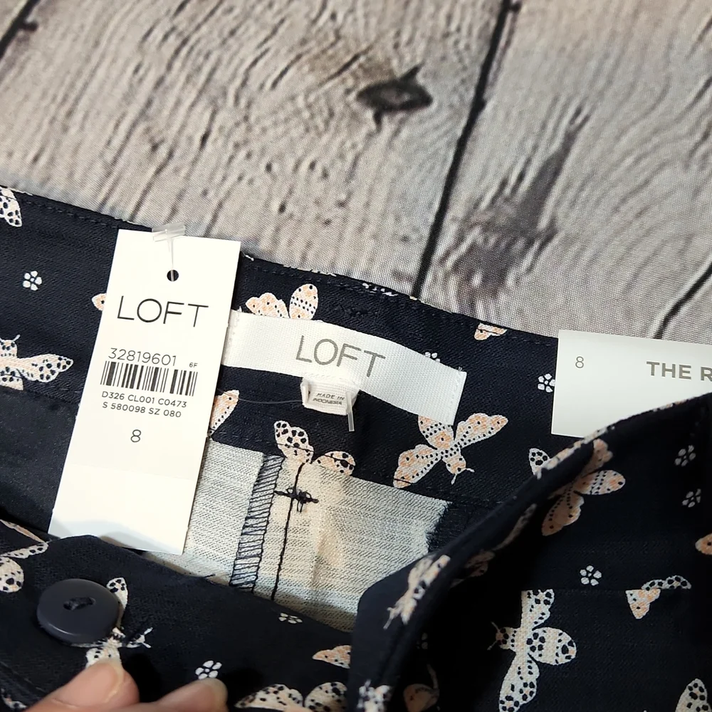 Loft shorts Size 8 - Picture 5 of 7